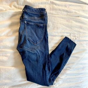 🌟Hollister Skinny Jeans -Dark Blue Wash